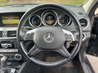/photos/12819/2ad2e10f-0c31-466e-ba32-585c6d857eab_i320x240.jpg