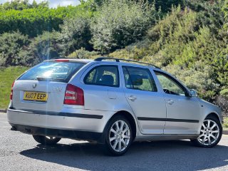 /photos/12819/4492f419-ffcd-4df6-b1cf-e82a1a4f3a2f_i320x240.jpg