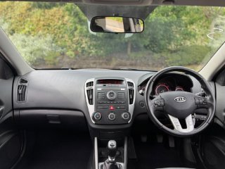 /photos/12819/45932cf0-79d3-4e5f-9c6a-f4f39c395cc0_i320x240.jpg
