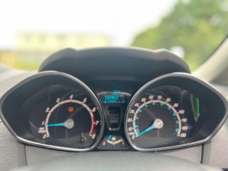 /photos/12819/5781980d-4004-4092-823f-43cb48d25499_i320x240.jpg